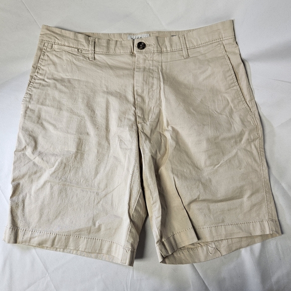 Goodfellow & Co Other - Goodfellow & Co Size 31 Wear Every Where Short Men's Tan